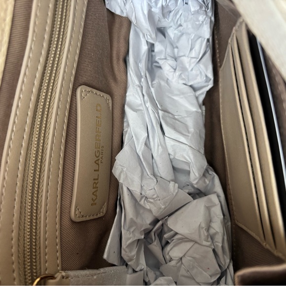 NWT Karl Lagerfeld Agyness Leather Shoulder/Crossbody bag in Cream - Picture 9 of 10